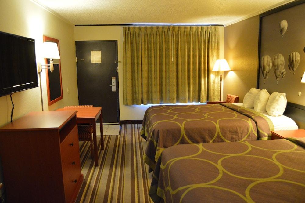 Super 8 By Wyndham Longview/North Motel Eksteriør bilde
